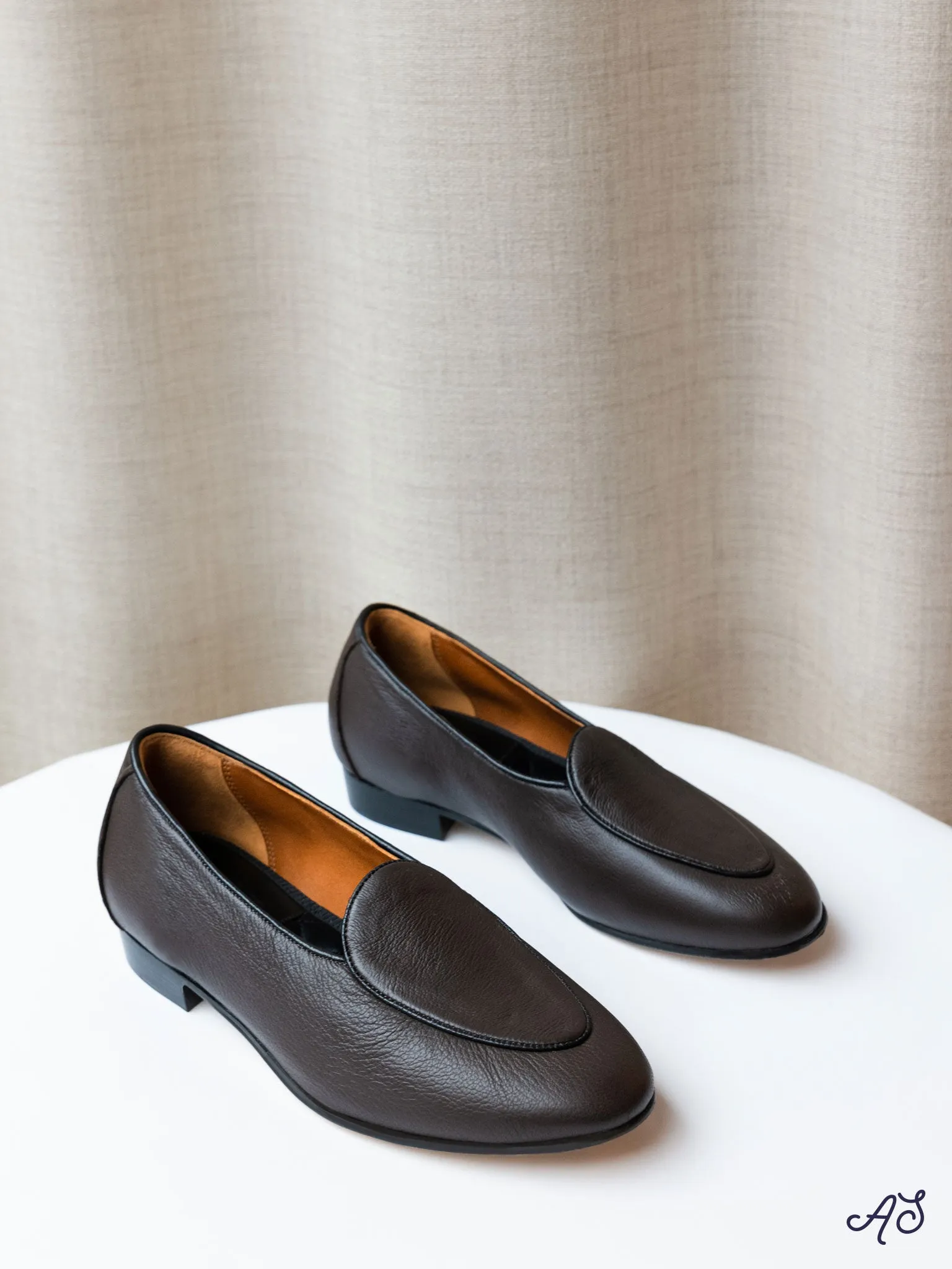 Belgian Loafers in Dark Brown Deerskin