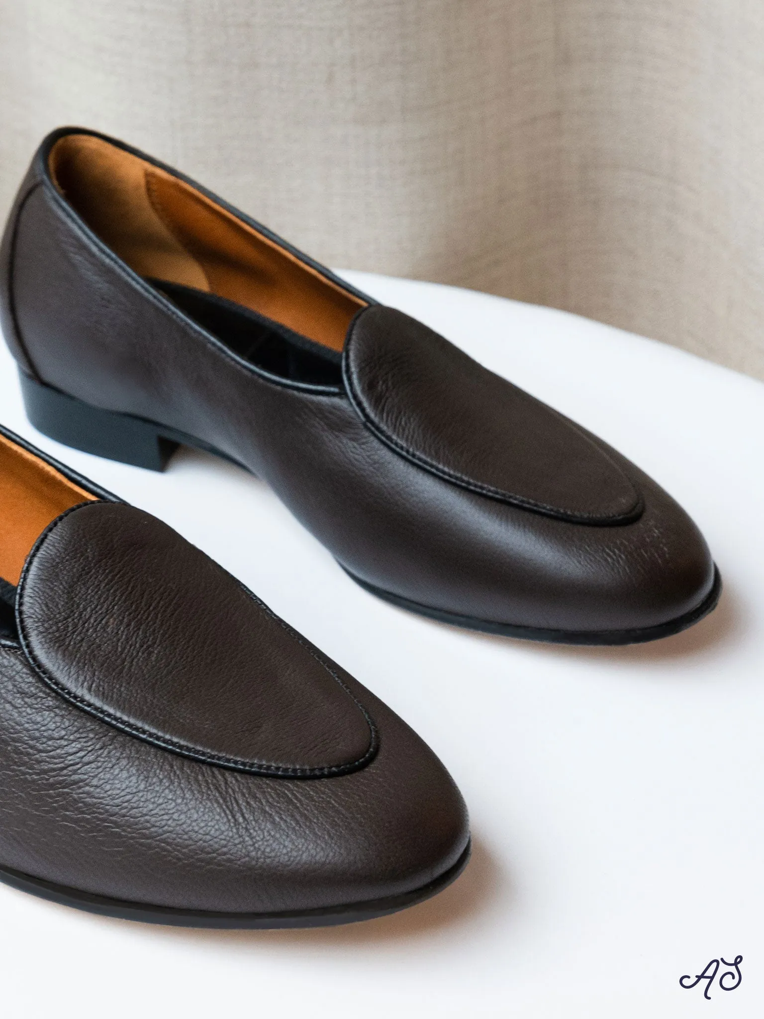 Belgian Loafers in Dark Brown Deerskin