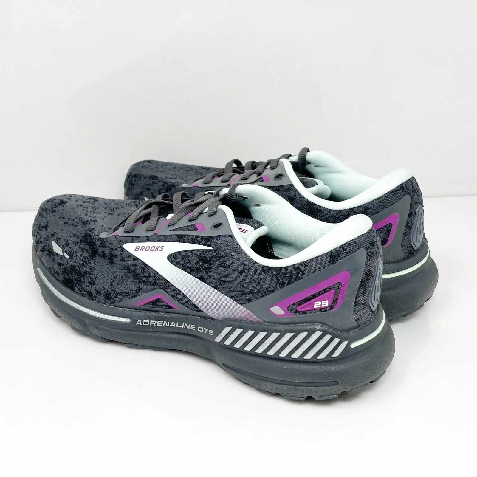 Brooks Womens Adrenaline GTS 23 1203811D072 Gray Running Shoes Sneakers Sz 8.5 D