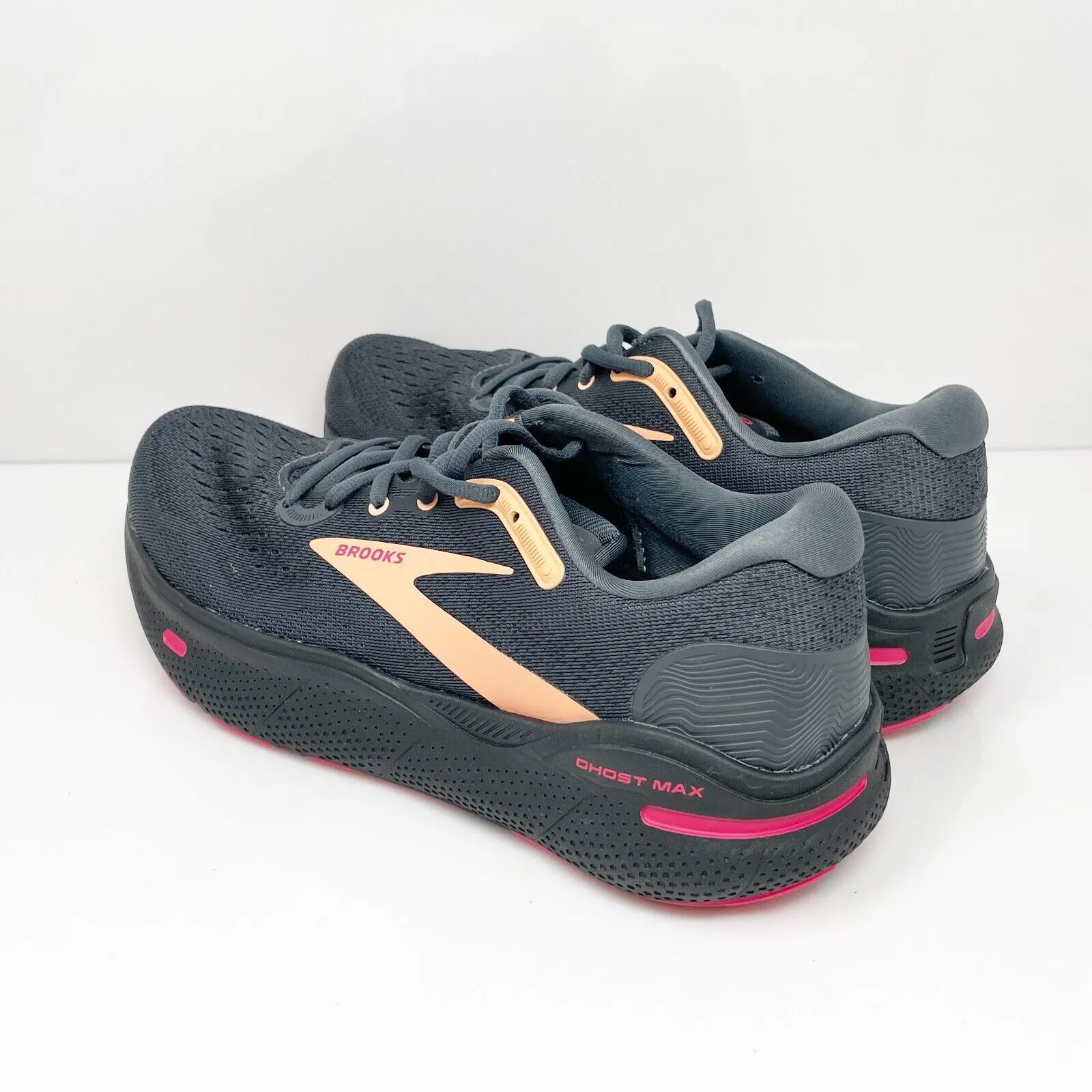 Brooks Womens Ghost Max 1203951B049 Black Running Shoes Sneakers Size 10.5 B