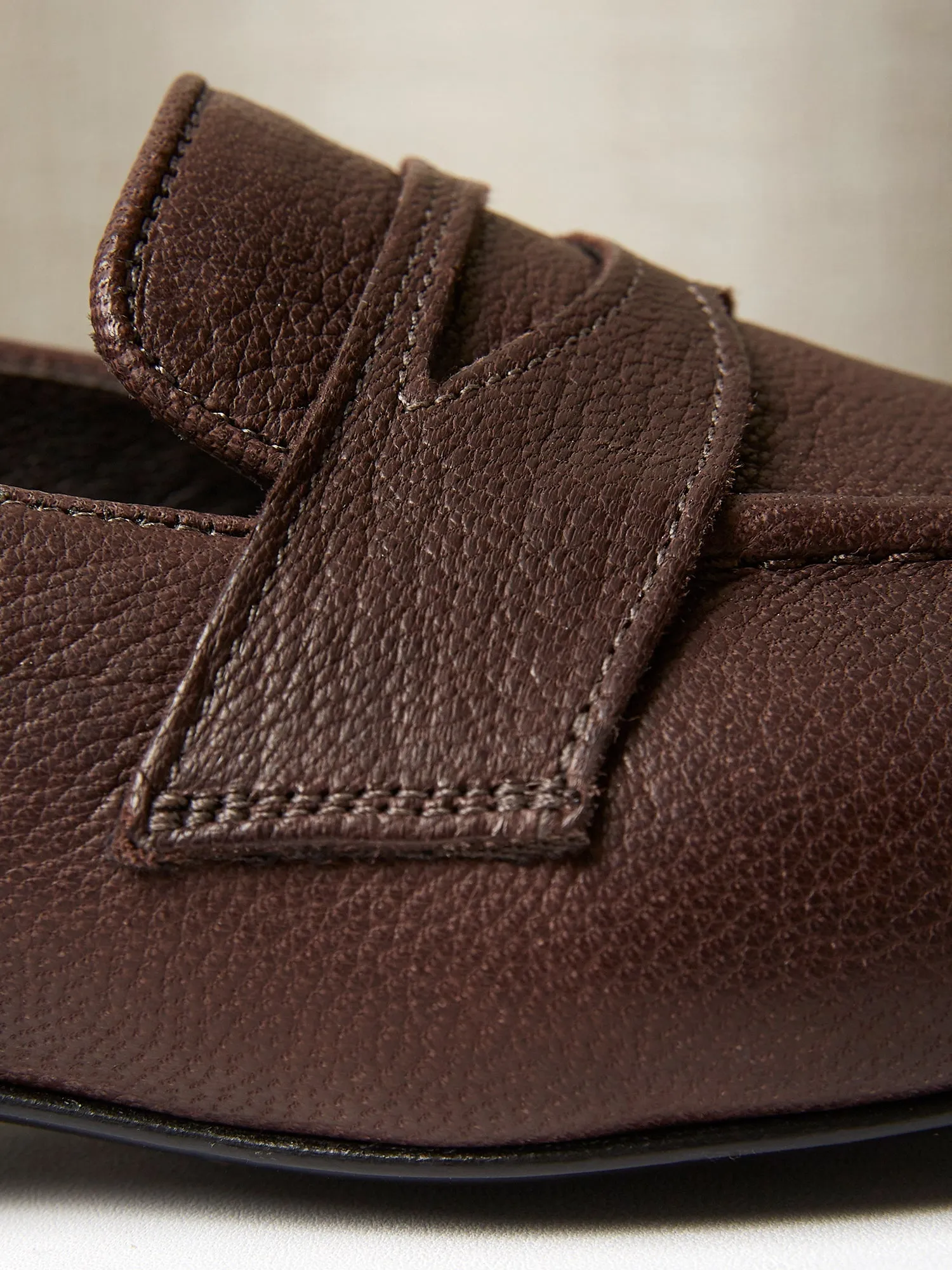 Penny Loafers in Chocolate Deer Leather