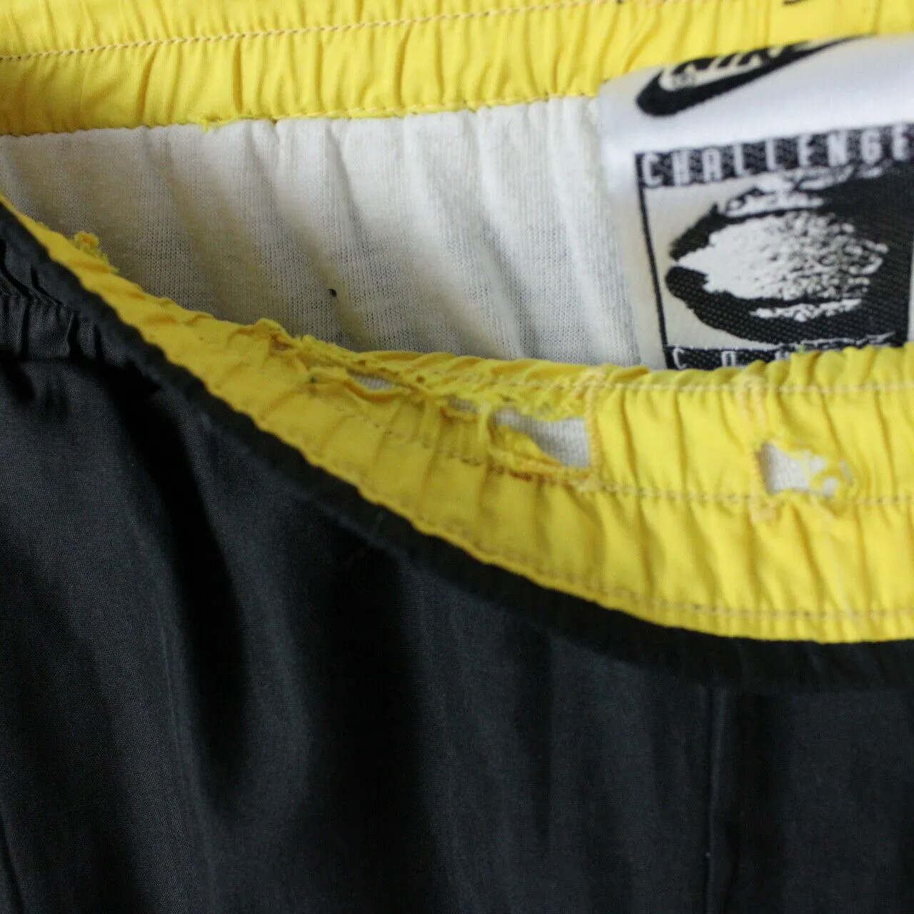 Vintage 90s NIKE Joggers Black | XL